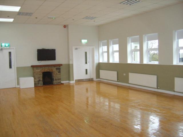 The Benwiskin Centre Ballaghnatrillick Exterior photo